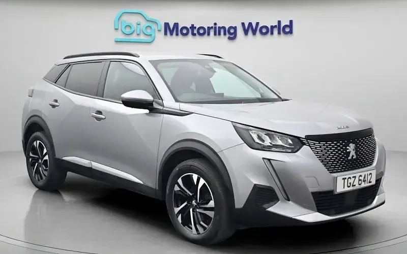 Used Peugeot 2008 Allure 101 HP (74 kW) 2021 SUV