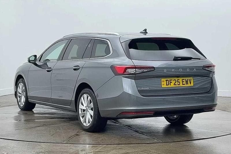 Used Skoda Superb SE Technology 150 HP (110 kW) 2025 Graphite grey metallic Estate
