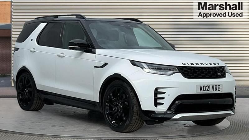 White Used 2021 Land Rover Discovery 5 SE Dynamic SUV | £41,619 (Fair price) - Image 1/4