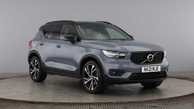Used 2021 Volvo XC40 R-Design Pro SUV | £25,490 (Fair price) - Image 1/4