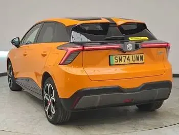 Used MG MG4 EV 319 kW (435 HP) 2025 Orange Hatchback
