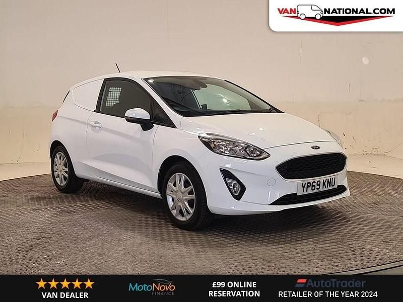 White Used 2019 Ford Fiesta Hatchback | £8,790 (Fair price) - Image 1/3