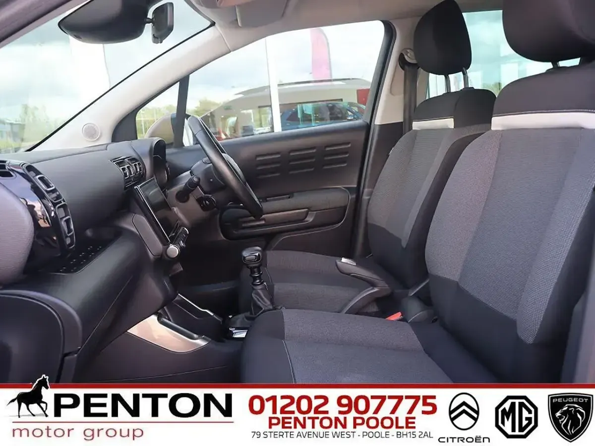 Used Citroën C3 Aircross PureTech 108 HP (79 kW) 2023 Grey SUV