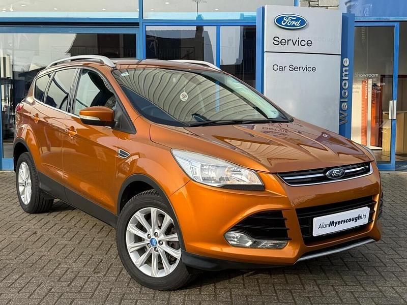 Used Ford Kuga Titanium 140 HP (102 kW) 2014 Orange SUV