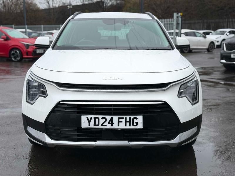 Used Kia Niro 2024 White SUV