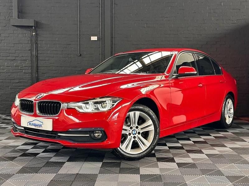 Used BMW 318 Sport Line 136 HP (100 kW) 2017 Red Sedan