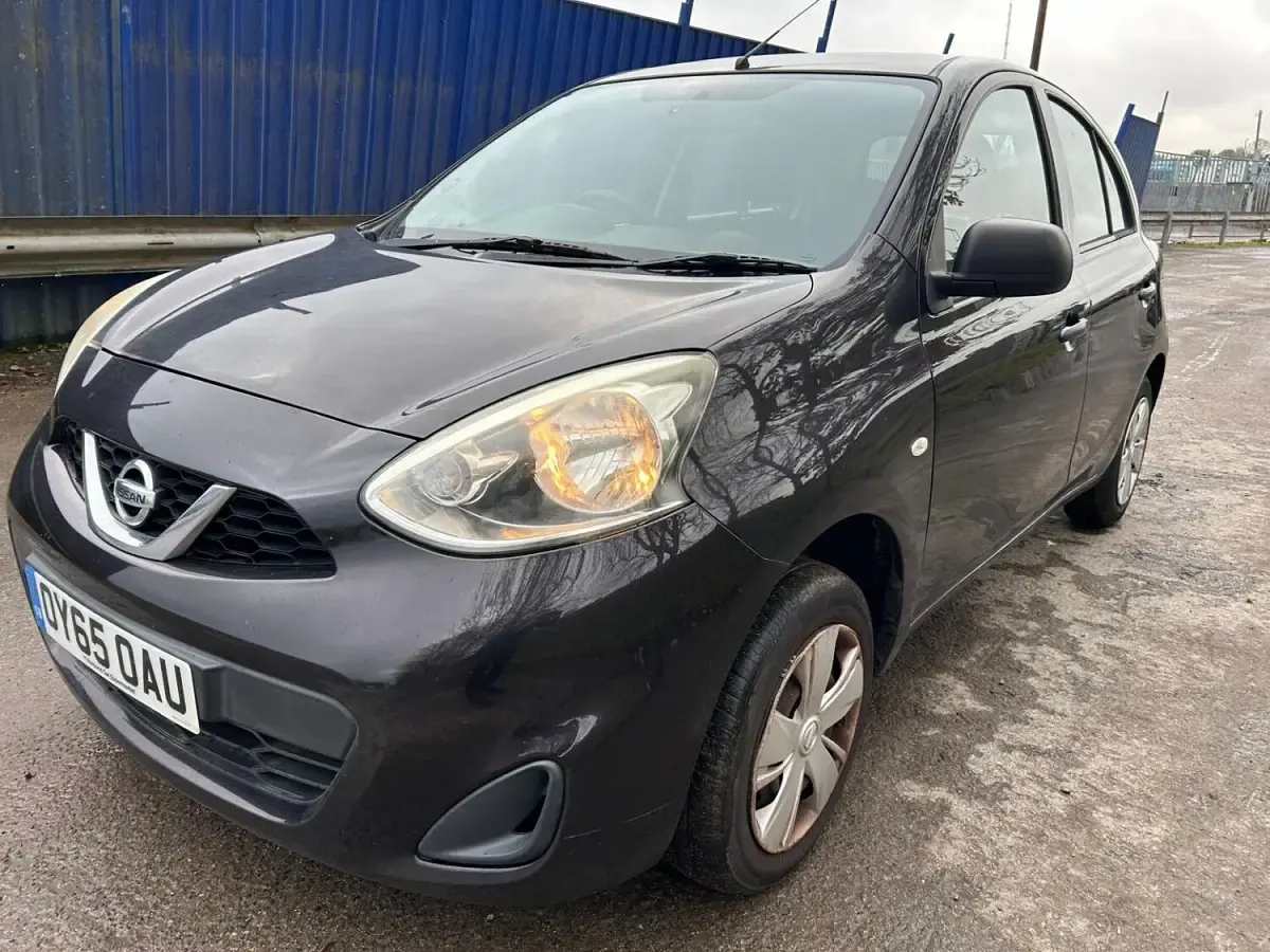 Używany Nissan Micra Visia 80 KM (58 kW) 2015 Czarny Hatchback