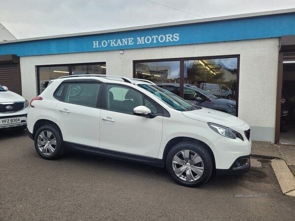 White Used 2019 Peugeot 2008 Active SUV | £11,795 (Good price) - Image 1/4