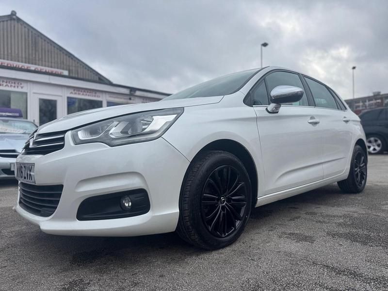 Używany Citroën C4 Flair 120 KM (88 kW) 2016 Biały Hatchback