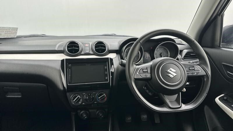 Image 4/4