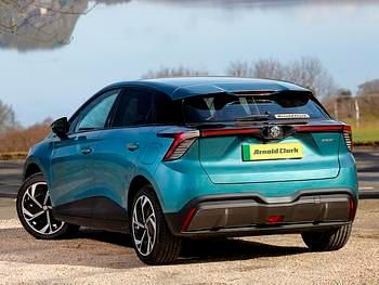 New MG MG4 EV 180 kW (245 HP) 2026 Green Hatchback