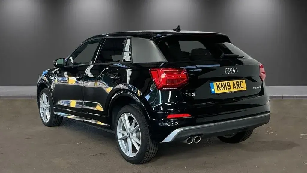 Used Audi Q2 S-Line 150 HP (110 kW) 2019 Black SUV