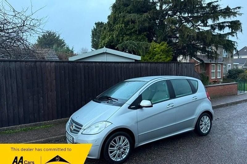 Used 2010 Mercedes A180 Elegance | £3,295 (Fair price) - Image 1/1