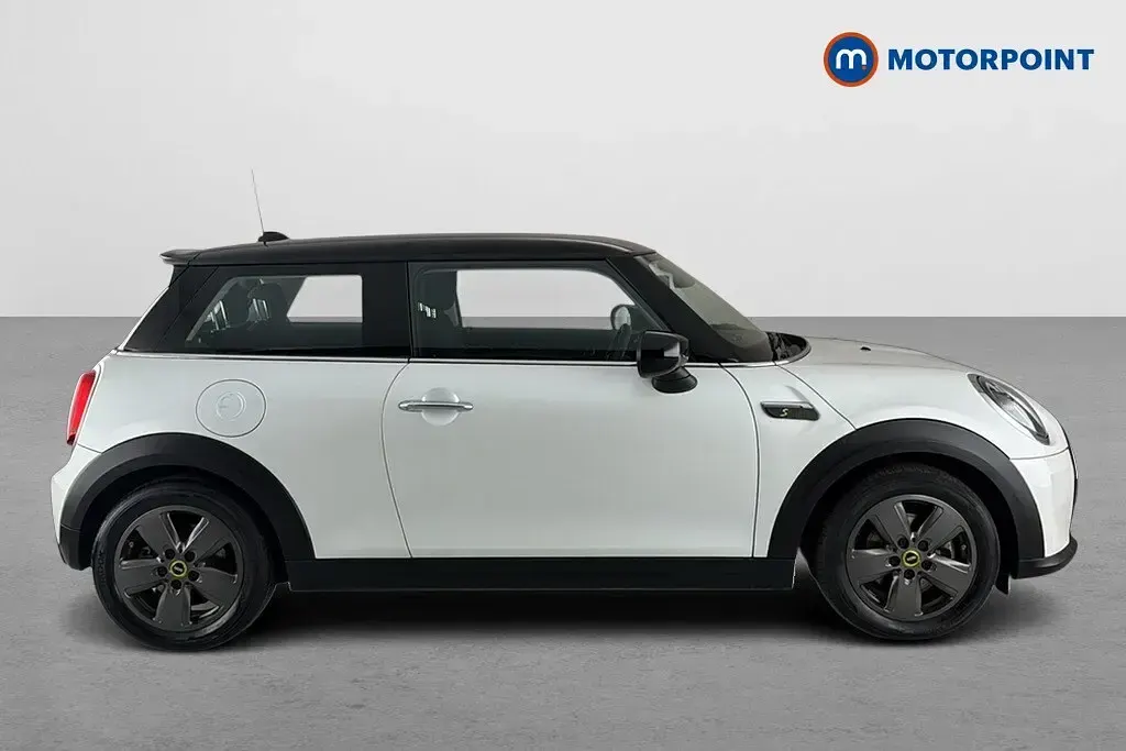 Used Mini Cooper S Hatch 135 kW (184 HP) 2023 White Hatchback