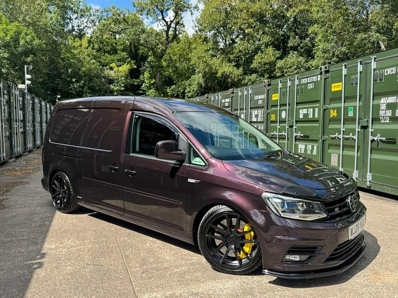 Mauve/purple Used 2020 VW Caddy Maxi Highline MPV | £22,495 - Image 1/4