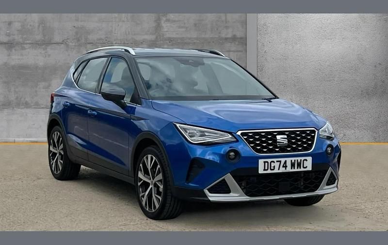Used Seat Arona Xperience Lux 115 HP (84 kW) 2024 Blue  SUV
