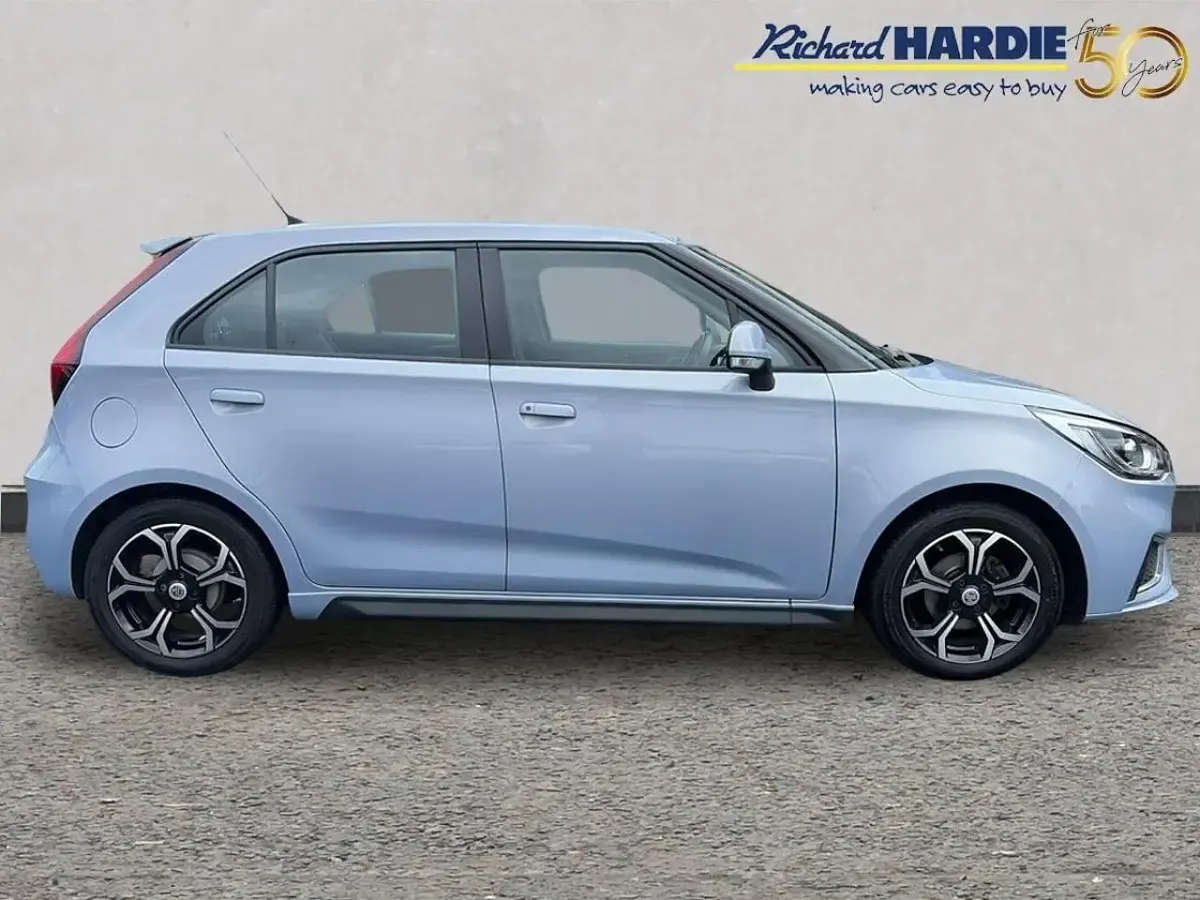 Used MG MG3 Exclusive 105 HP (77 kW) 2022 Grey Hatchback