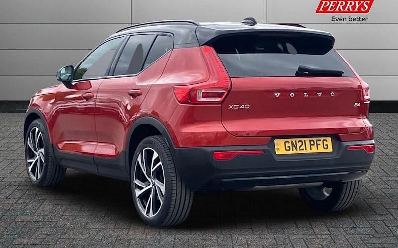 Used Volvo XC40 R-Design Pro 197 HP (144 kW) 2021 SUV