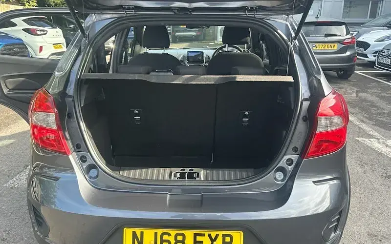 Used Ford Ka Plus Active 86 HP (63 kW) 2018 Grey Hatchback