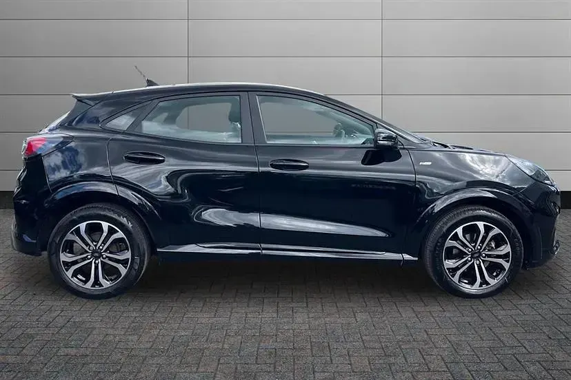 Usado Ford Puma ST-Line 125 CV (91 kW) 2023 Negro SUV