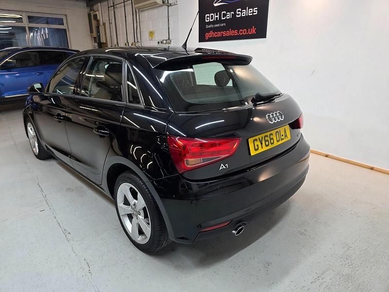Used Audi A1 Sportback Sport 95 HP (69 kW) 2016 Black Hatchback