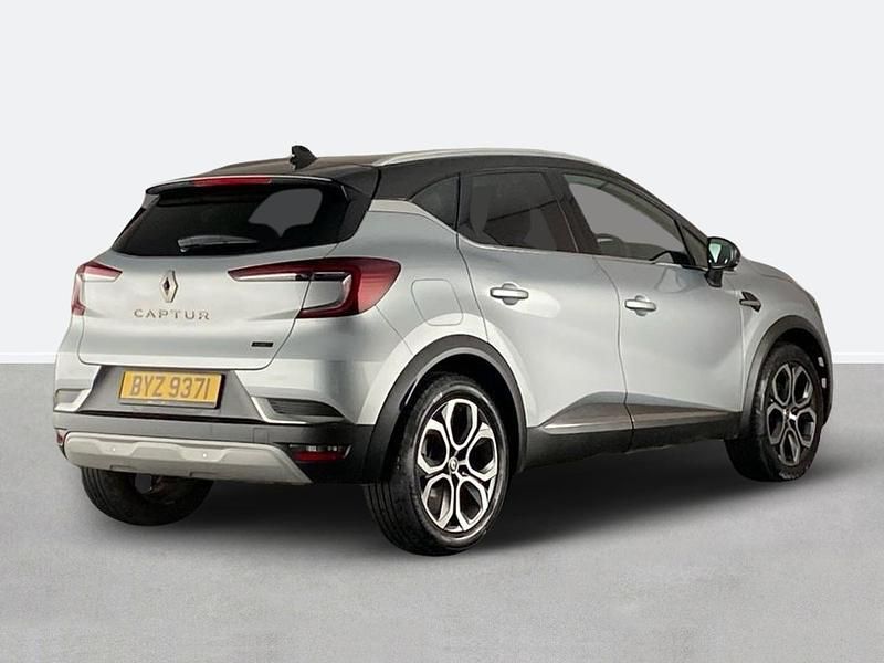 Used Renault Captur Techno 143 HP (105 kW) 2023 Grey/black SUV