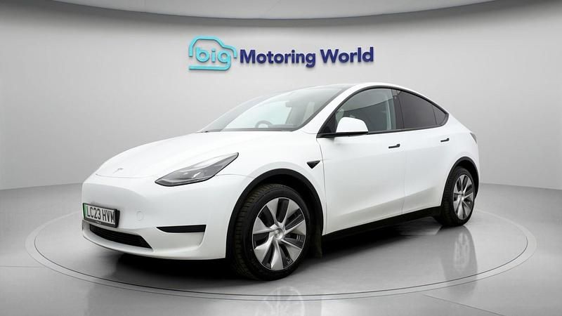 Used Tesla Model Y RWD 219 kW (299 HP) 2023 White SUV