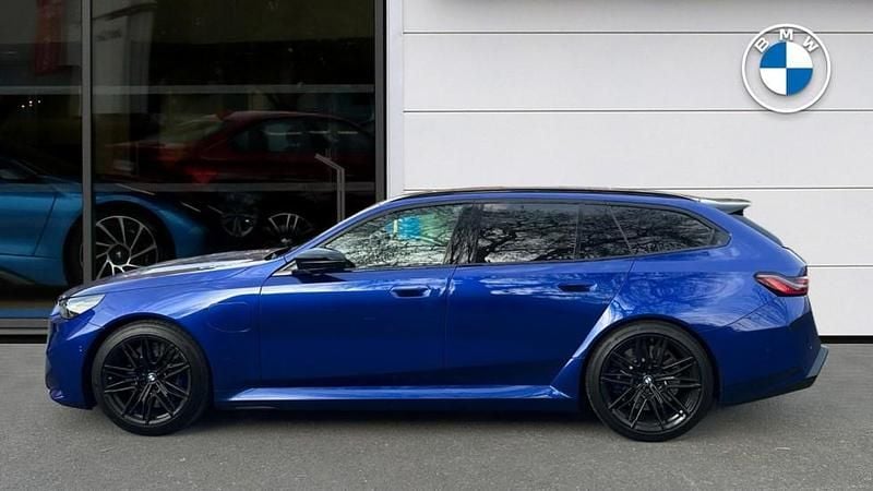 Used BMW M5 Comfort Edition 717 HP (527 kW) 2025 Blue Estate