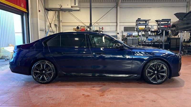 Used BMW i7 Comfort Edition 478 kW (650 HP) 2024 Blue Sedan
