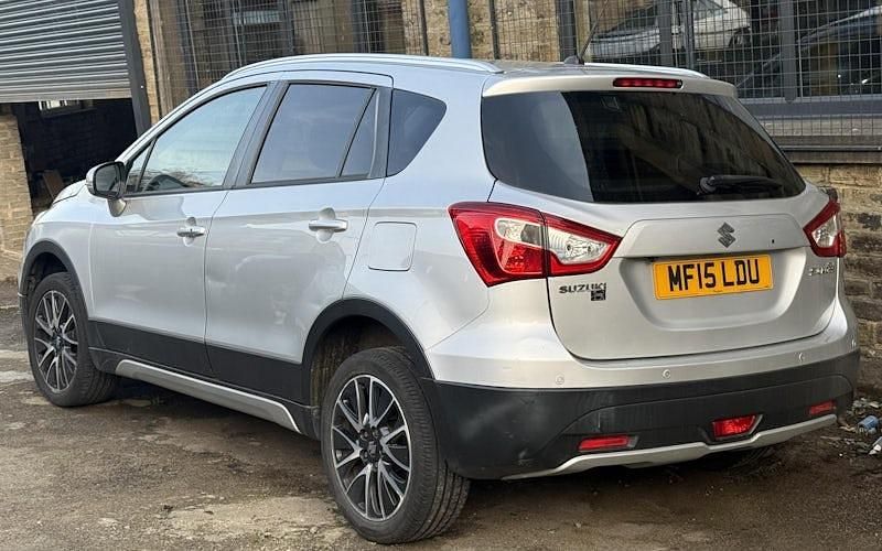 Used Suzuki SX4 SZ-T 120 HP (88 kW) 2016 Hatchback