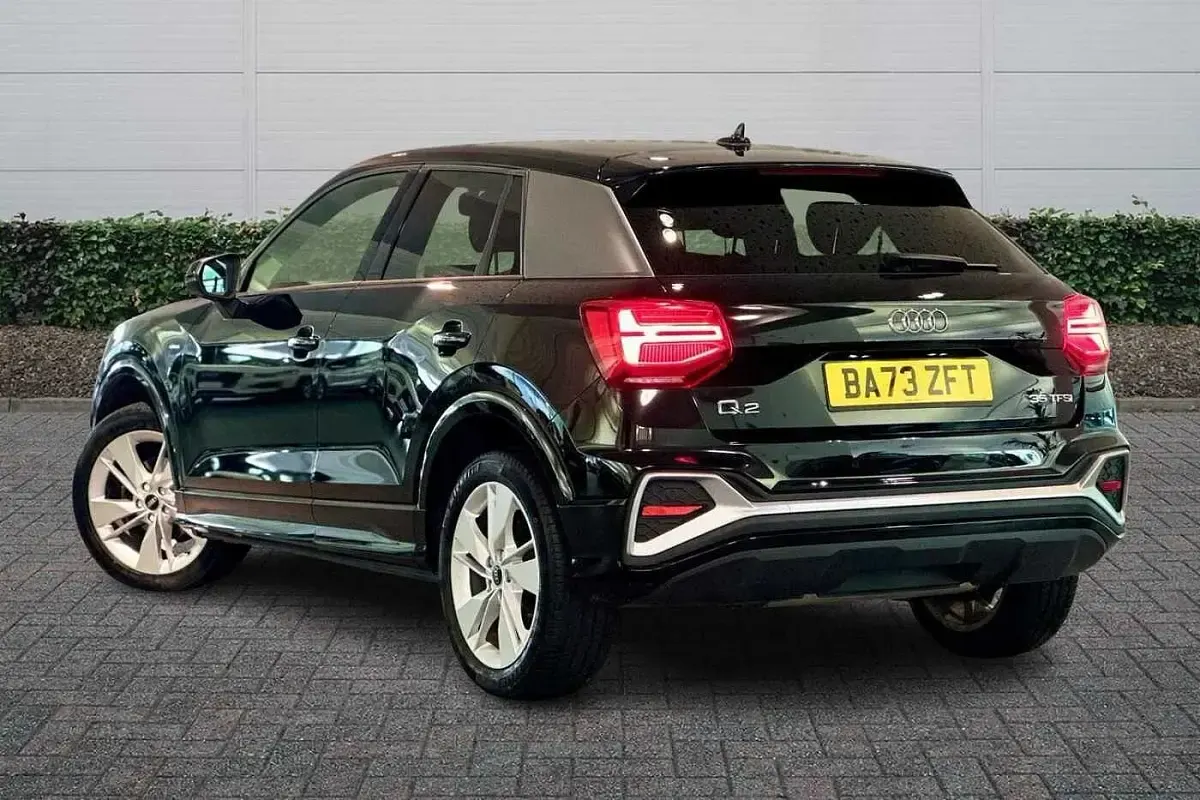 Used Audi Q2 S-Line 147 HP (108 kW) 2023 Black SUV