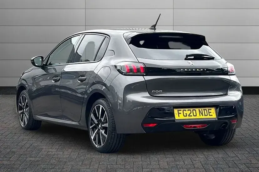 Used Peugeot 208 Allure 100 HP (73 kW) 2020 Nimbus grey Hatchback