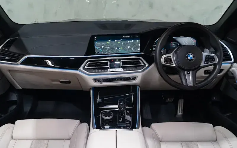 Used BMW X5 M Sport 394 HP (289 kW) 2021 Purple SUV