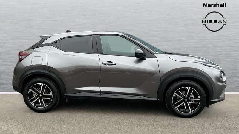 Used Nissan Juke N-Connecta 143 HP (105 kW) 2025 Grey SUV