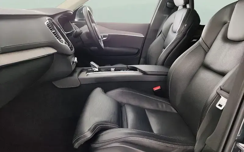 Usado Volvo XC90 Inscription 235 HP (172 kW) 2021 Cinzento SUV