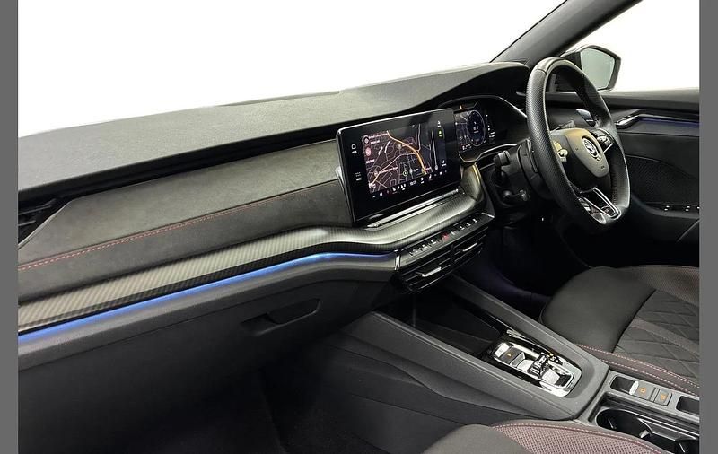 Used Skoda Octavia vRS 196 HP (144 kW) 2023 Grey Estate