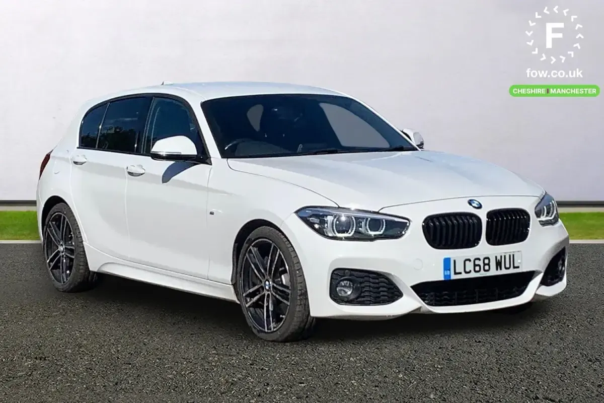 Begagnad BMW 120 Efficient Dynamics 184 HK (135 kW) 2018 Vit Halvkombi