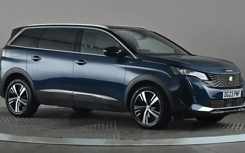 Used Peugeot 5008 GT 131 HP (96 kW) 2023 SUV