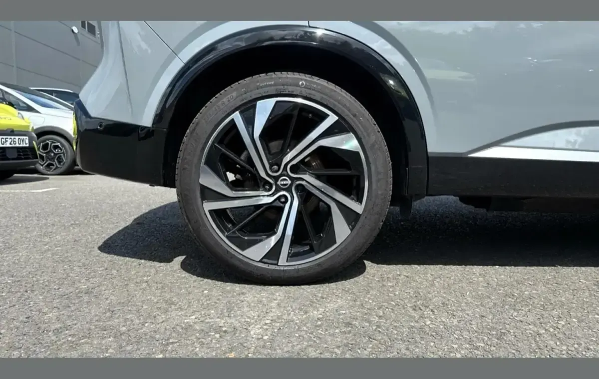 Used Nissan Qashqai Tekna+ 190 HP (139 kW) 2025 Grey SUV