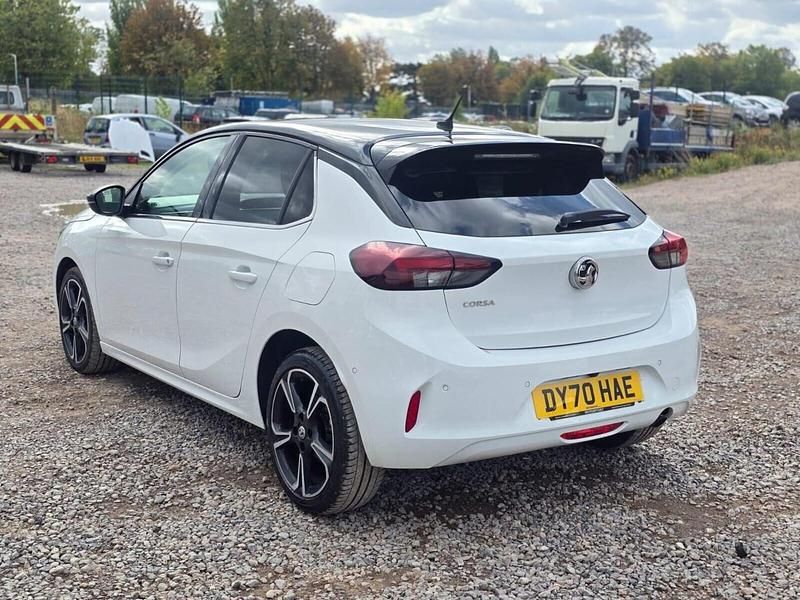 Used Vauxhall Corsa Elite 100 HP (73 kW) 2020 White Hatchback