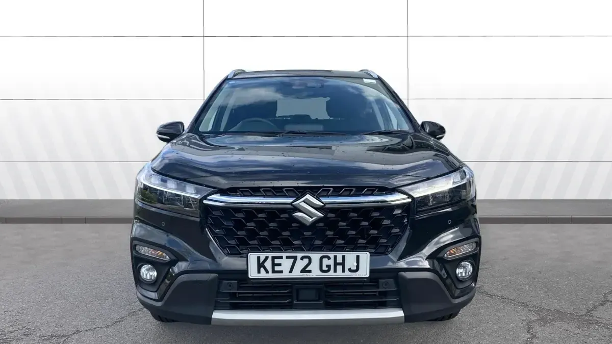Gebraucht Suzuki SX4 S-Cross 129 PS (94 kW) 2023 Schwarz SUV