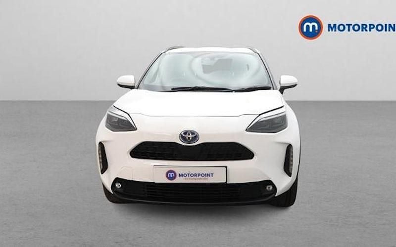 Used Toyota Yaris Hybrid Design 116 HP (85 kW) 2026 Estate