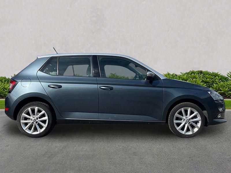 Used Skoda Fabia Colour Edition 75 HP (55 kW) 2019 Grey Hatchback