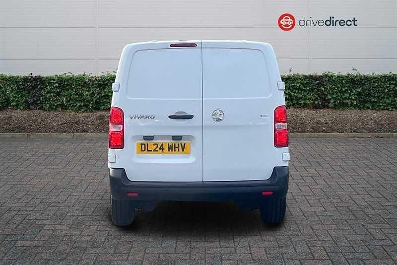 Used Vauxhall Vivaro S 120 HP (88 kW) 2024 White MPV
