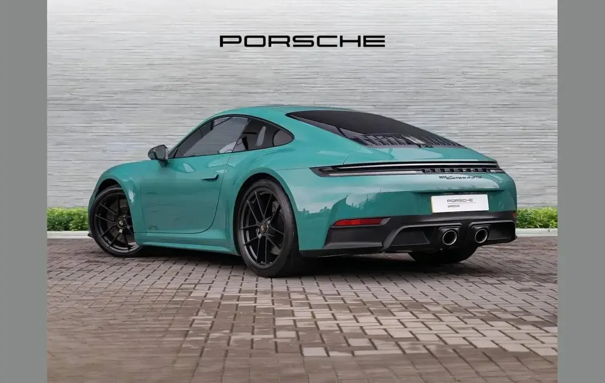 Used Porsche 911 534 HP (392 kW) 2025 Green Coupe