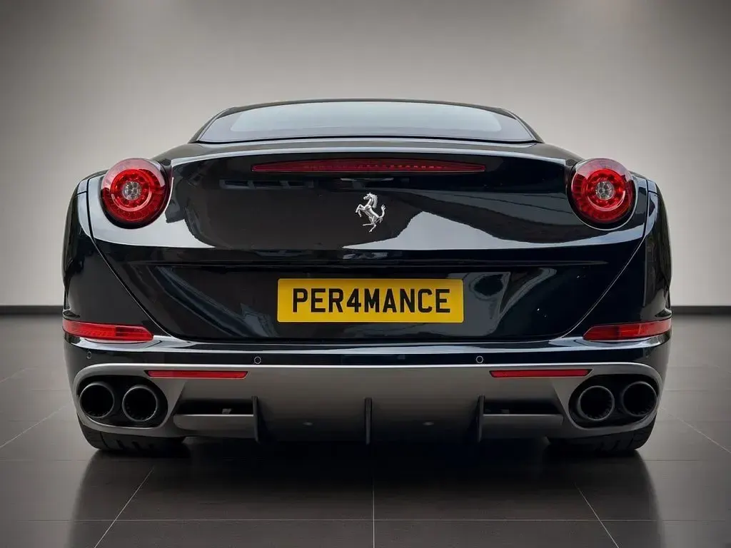 Used Ferrari California 560 HP (411 kW) 2017 Black Cabriolet