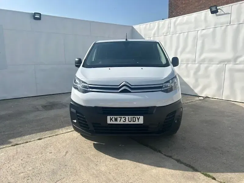 Używany Citroën Dispatch 100 KM (73 kW) 2023 Biały Minivan