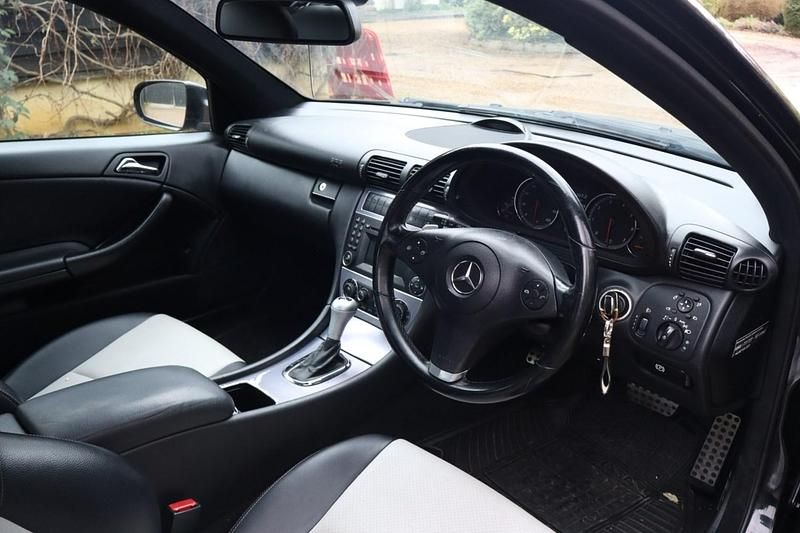 Used Mercedes CLC180 2010 Black Hatchback