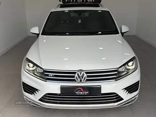 Usado VW Touareg R-line 262 HP (192 kW) 2017 Branco SUV