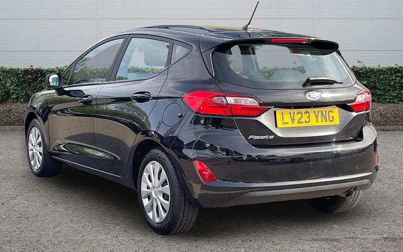 Usado Ford Fiesta Trend 75 HP (55 kW) 2022 Preto Citadino